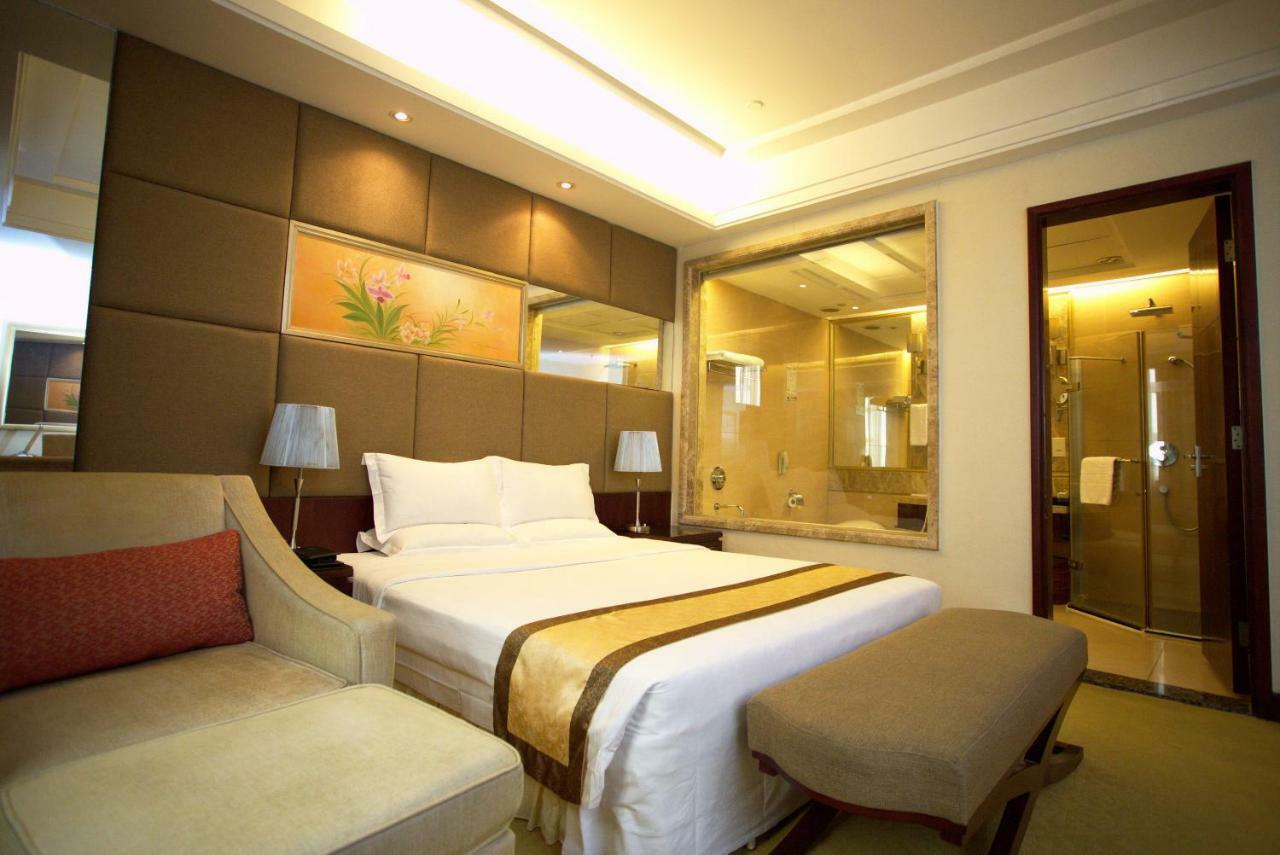 Harbour Metropolis Hotel Foshan Exterior photo